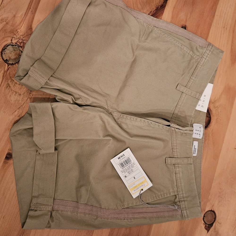 Women's Khaki Shorts